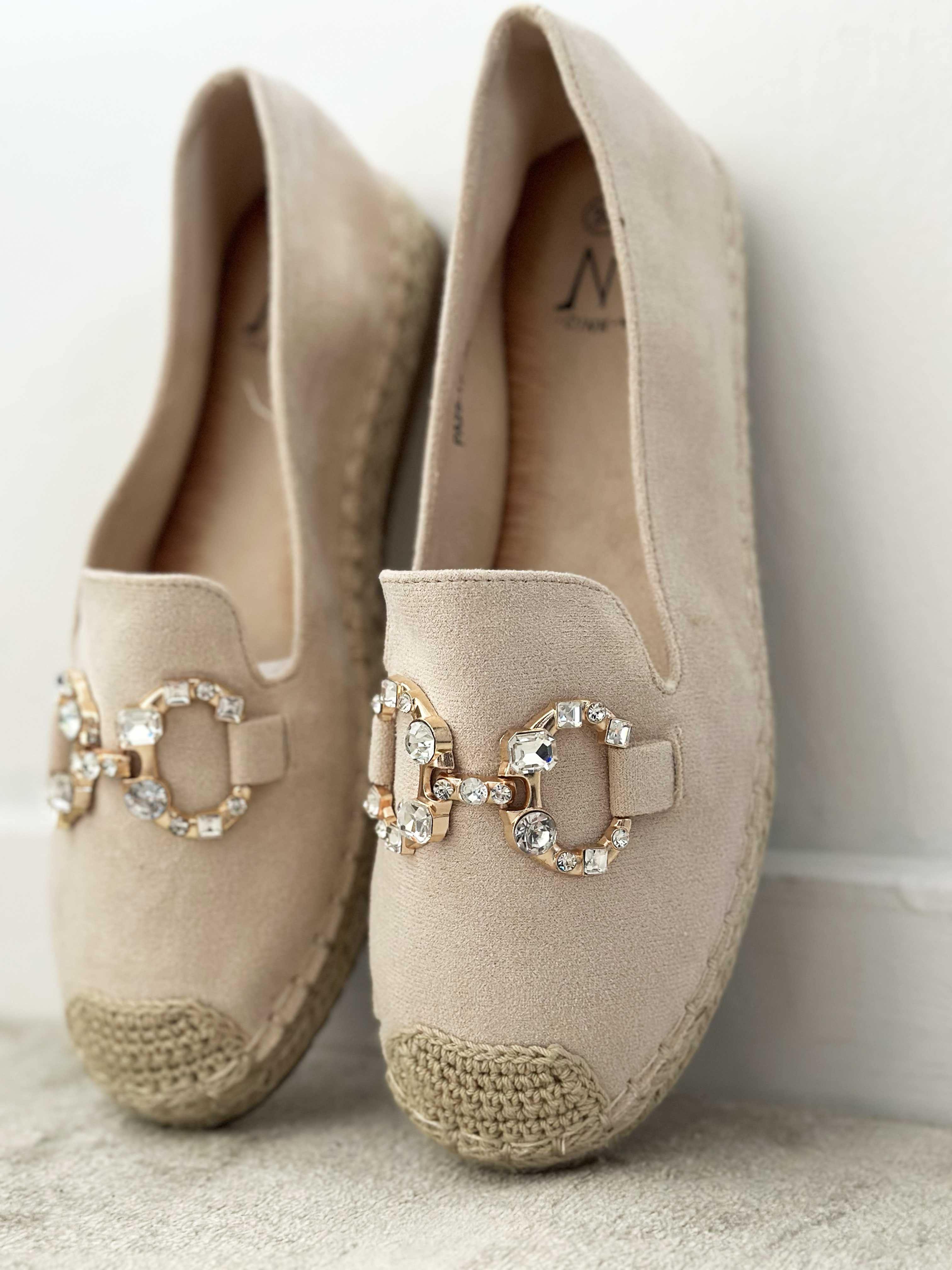 Melinda - Espadrillos med spænde pyntet med similisten